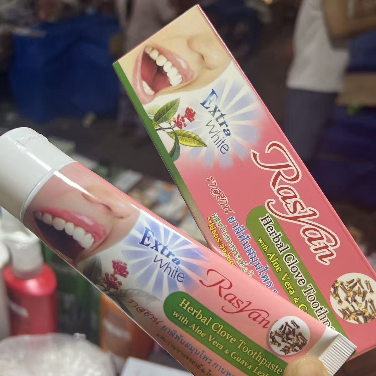Thailand Rasyan Toothpaste Bad - Teeth Whitening Treatment reseña y precio